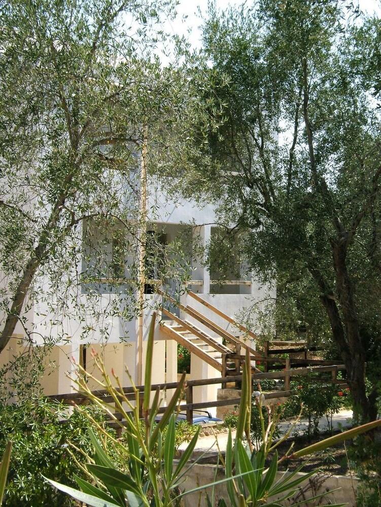 Villaggio Gallo Весте Екстериор снимка