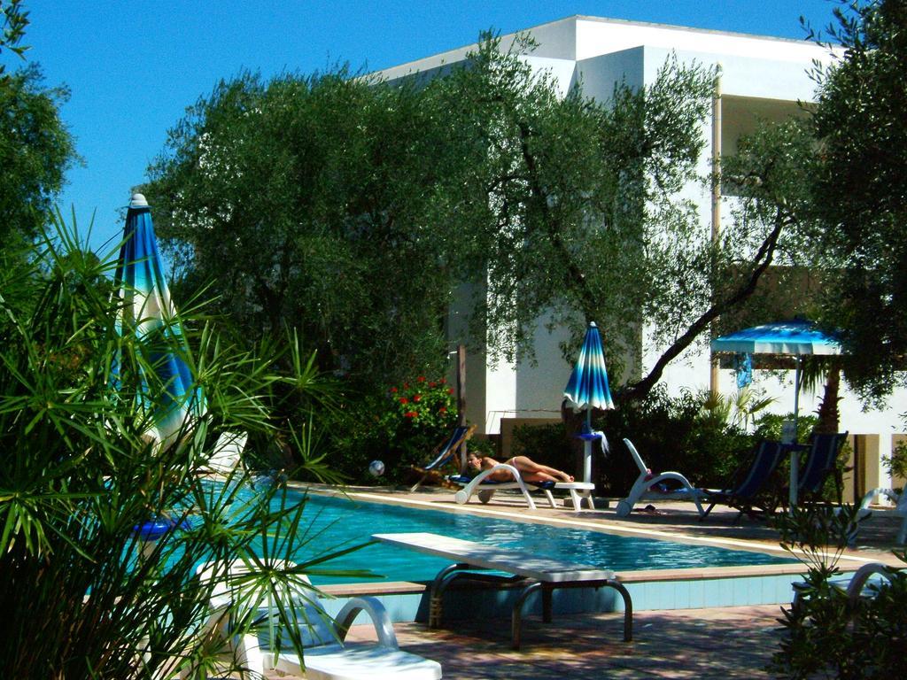 Villaggio Gallo Весте Екстериор снимка